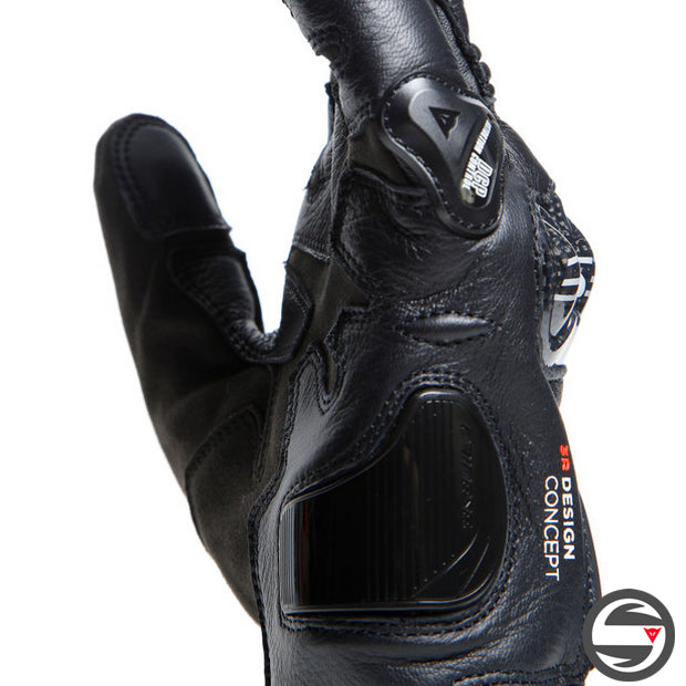 CARBON 4 SHORT GLOVES 628 BLACK FLUO-RED