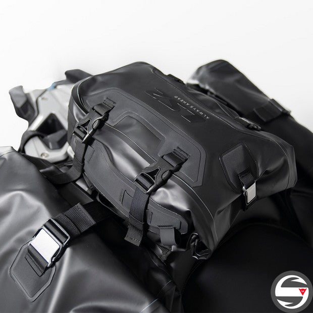 MOVE AHEAD WP 10L TAIL BAG