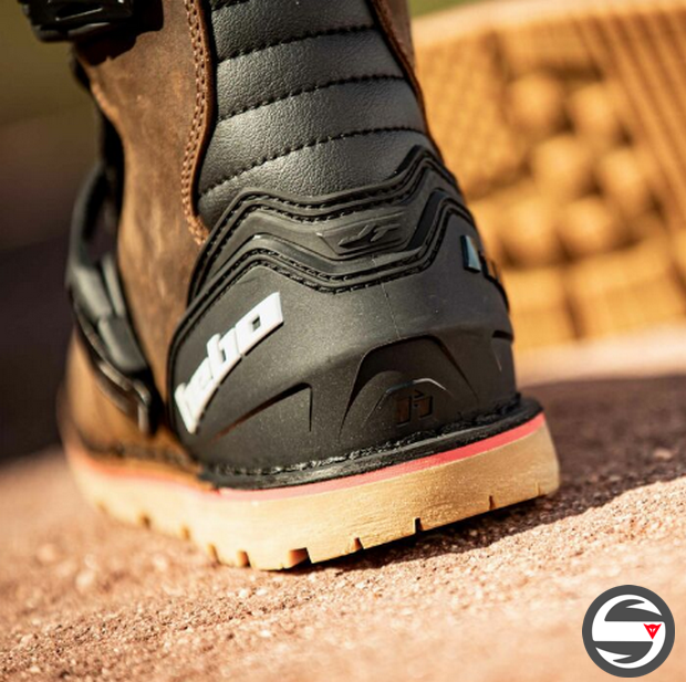 HT1021NTR BOTA TRIAL TECH 3.0 PIEL BROWN BLACK