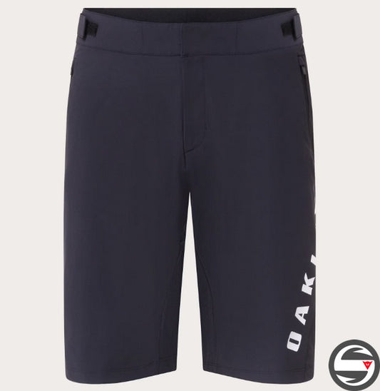 FOA406787 02E FREE RIDE LINED SHORT BLACK