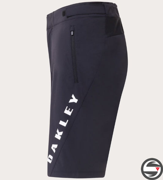 FOA406787 02E FREE RIDE LINED SHORT BLACK