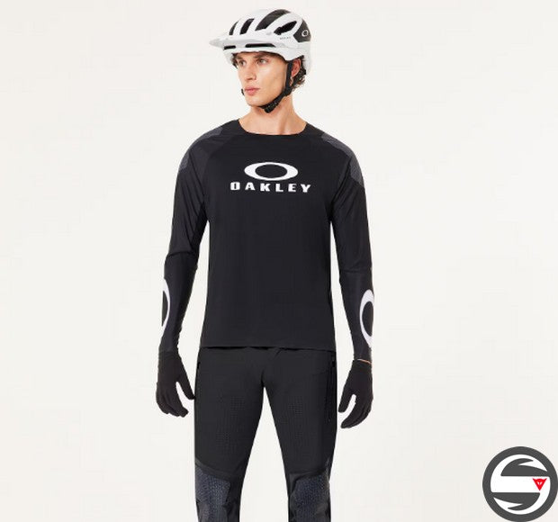 FOA406792 02E SEEKER EDGE LS JERSEY BLACKOUT