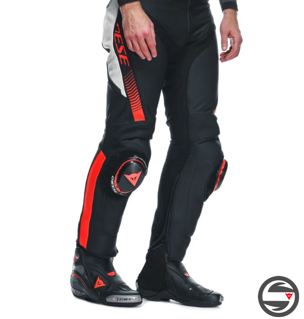 SUPER SPEED PERF. PANTS N32 BLACK WHITE RED