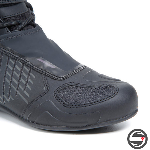 R04D LADY WP TCX WATERPROOF SHOES 001 BLACK ROAD WP