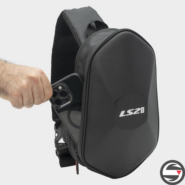 SHIELD 4L SHOULDER BAG