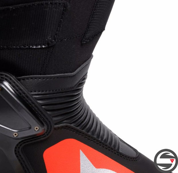 AXIAL 2 BOOTS 628 BLACK RED FLUO