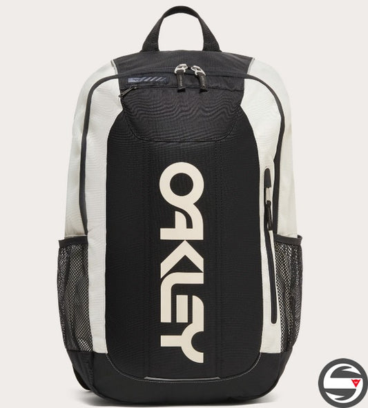 921416-68S ENDURO 20L 3.0 BLACK WHITE