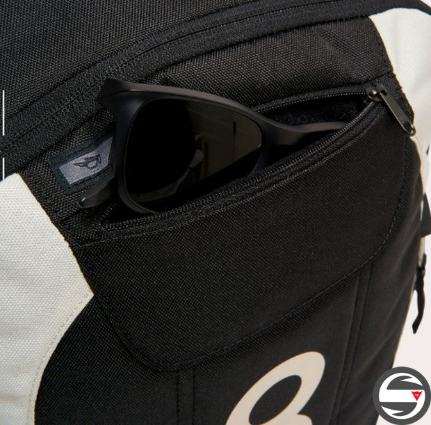 921416-68S ENDURO 20L 3.0 BLACK WHITE