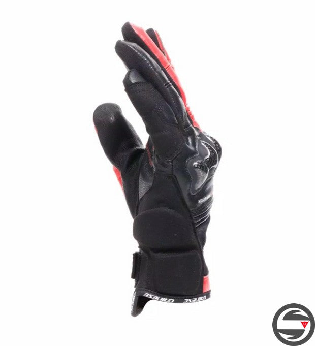REACTO CARBON SHORT GLOVES B78 BLACK RED LAVA