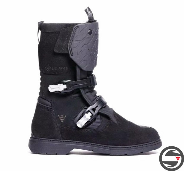 OVERYOND XT GORE-TEX BOOTS 631 BLACK