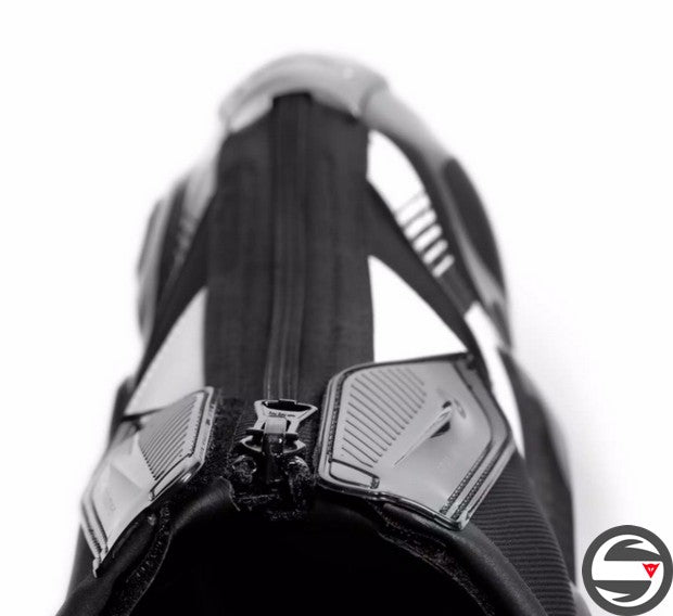 TORQUE 4 S BOOTS 622 BLACK WHITE