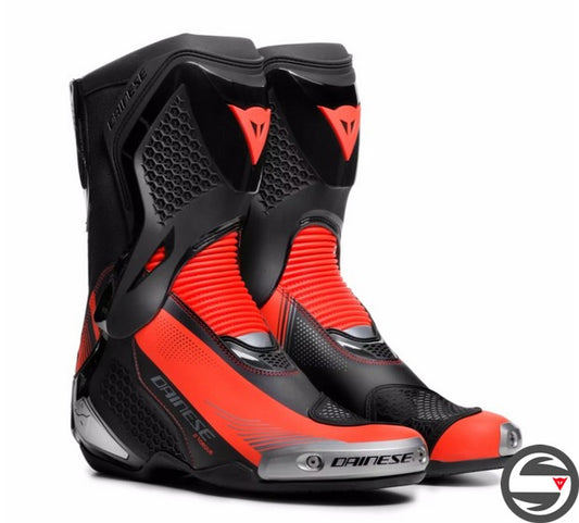 TORQUE 4 BOOTS 628 BLACK RED FLUO